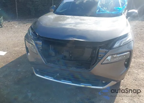 2021 Nissan Rogue Platinum Intelligent Awd z USA, uszkodzony, nr VIN JN8AT3DD4MW301288